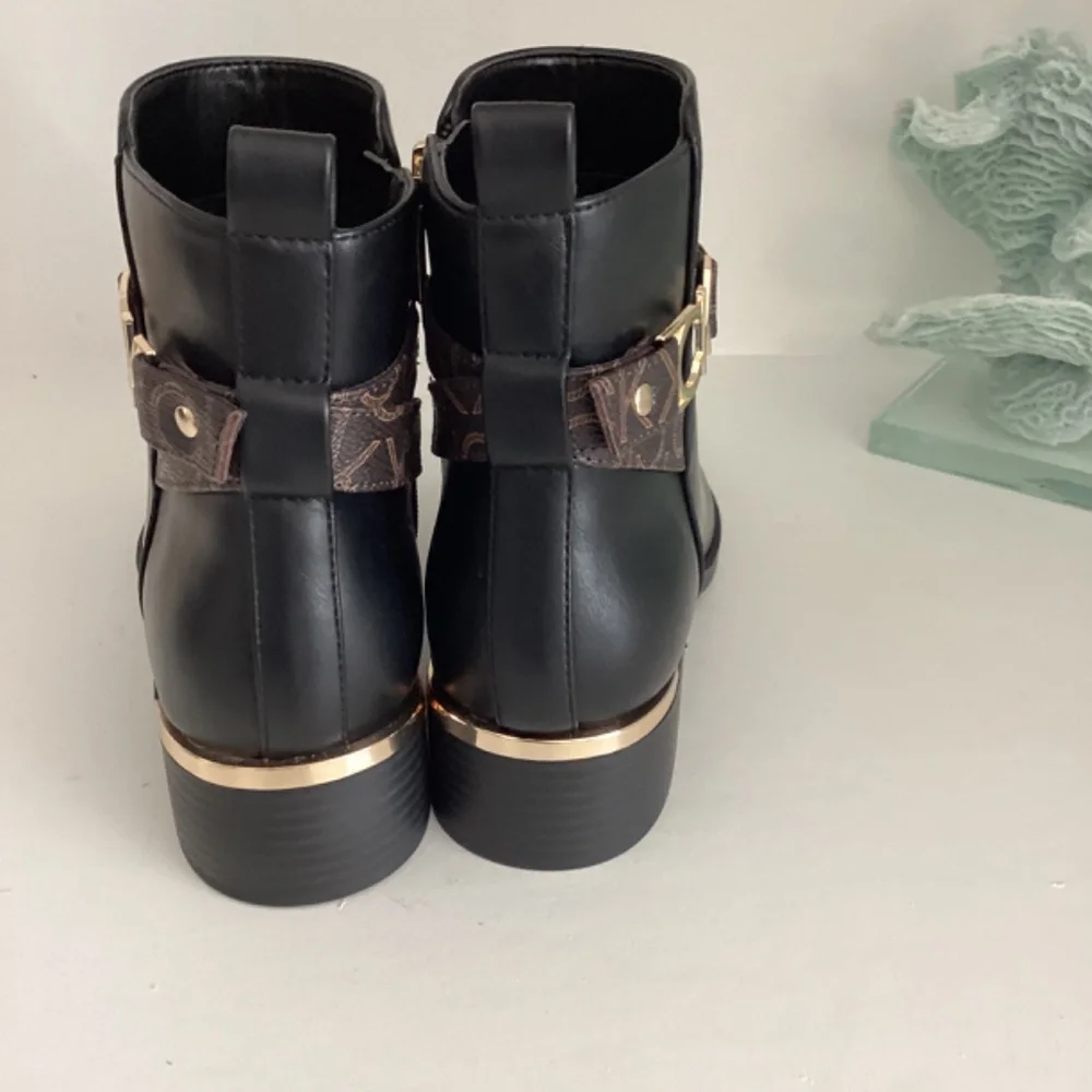 REDUCED CALVIN KLEIN DHARA POINTY TOE BLOCK HEEL ANKLE BOOTS NEW VARIOUS SIZES